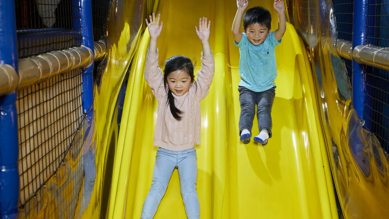 Combo: LEGOLAND Discovery Centre Melbourne + Kryal Castle Category