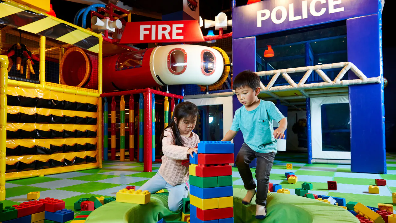 Combo: LEGOLAND Discovery Centre Melbourne + Kryal Castle Price