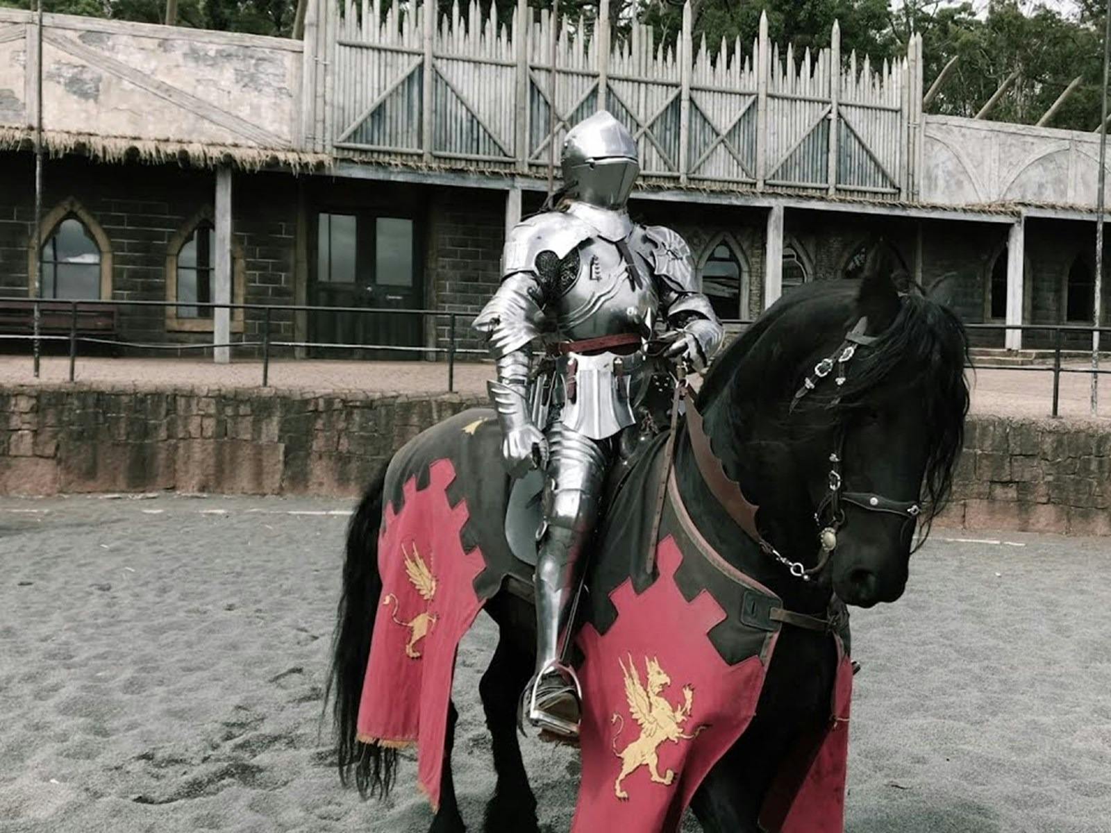 Combo: LEGOLAND Discovery Centre Melbourne + Kryal Castle 