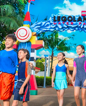 Combo: LEGOLAND Malaysia + Blue Ice Skating Rink @ Paradigm Mall