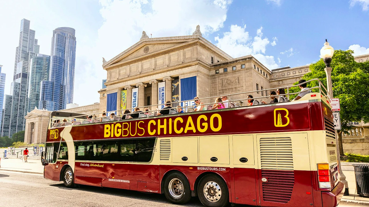 Big Bus Chicago Hop-on Hop-off Bus Tour