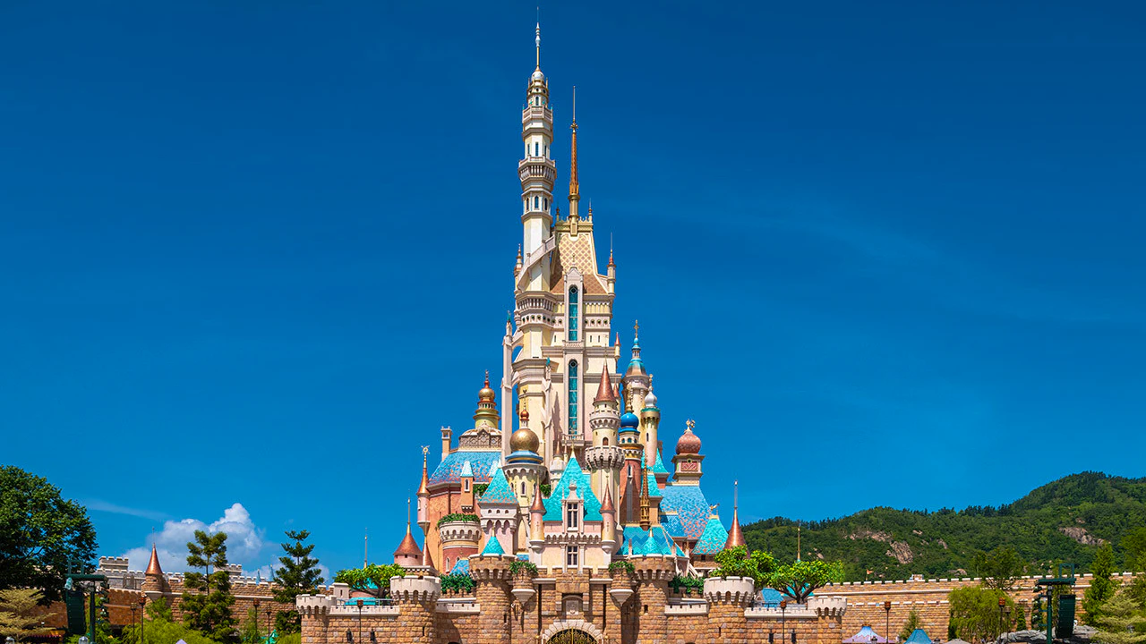 Hong Kong Disneyland Disney Premier Access Ticket Review
