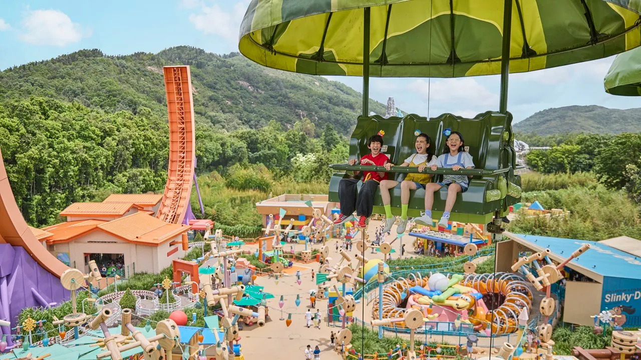 Hong Kong Disneyland Disney Premier Access Ticket Location