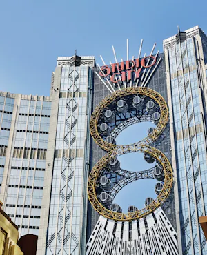 Studio City Macau Golden Reel Ferris Wheel