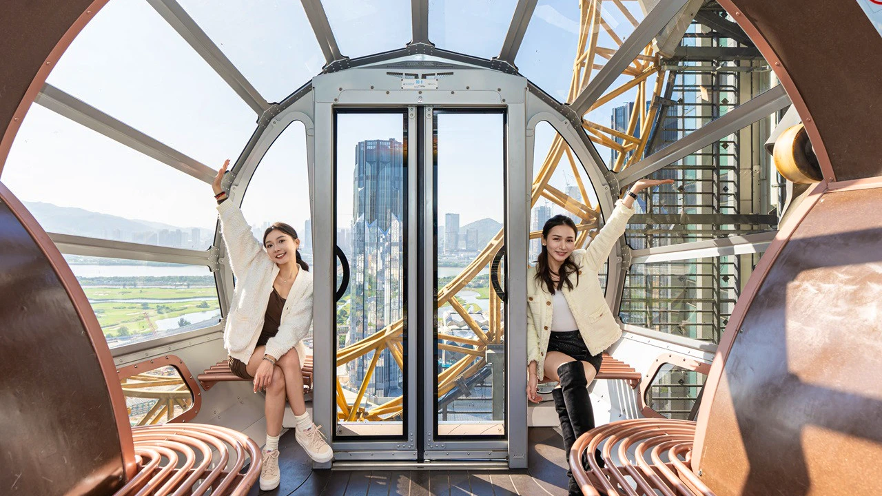 Studio City Macau Golden Reel Ferris Wheel Price