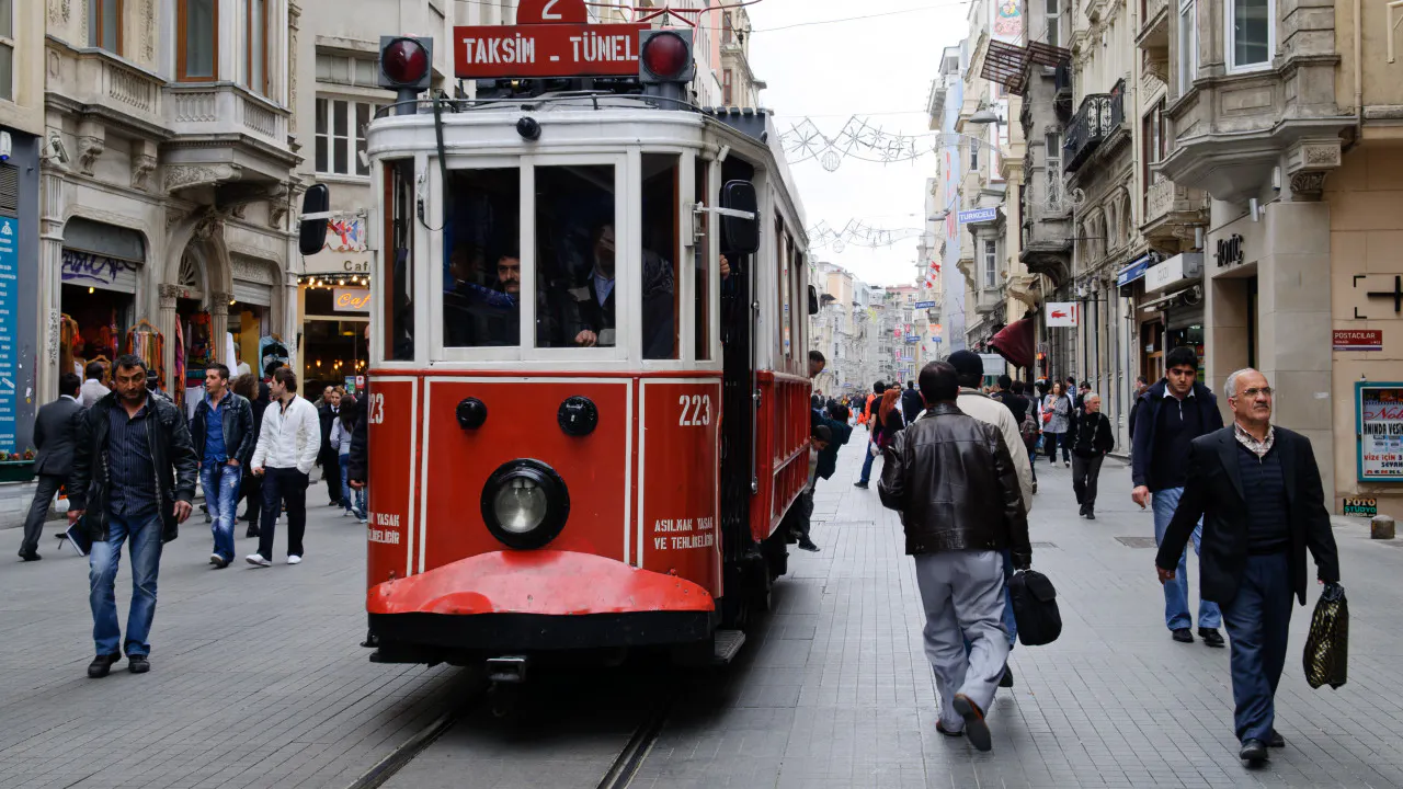 Galata Walking Tour with Galata Tower Admission Ticket Discount