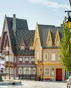 La Vallee Village with Round-Trip Transfers from Paris