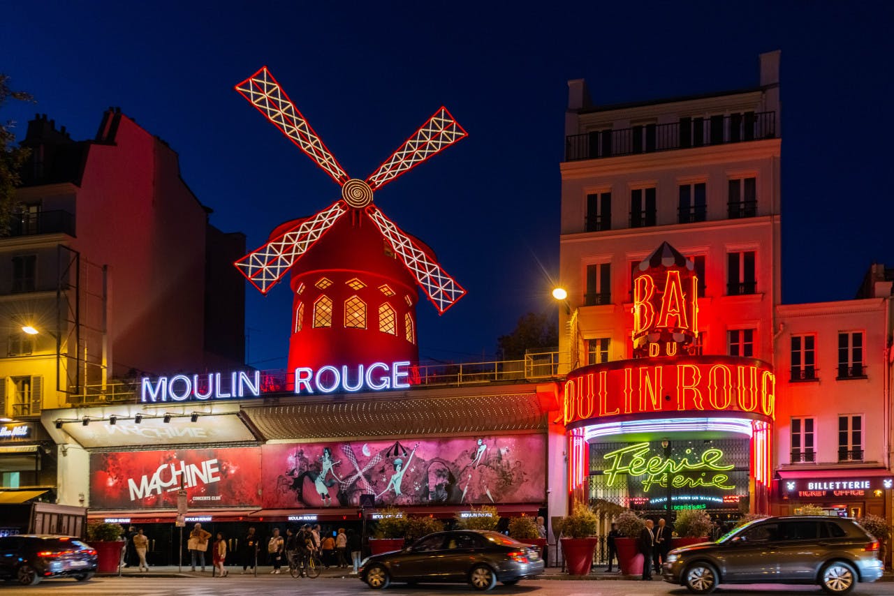 Moulin Rouge Cabaret Show with Drop-off Service and Dinner