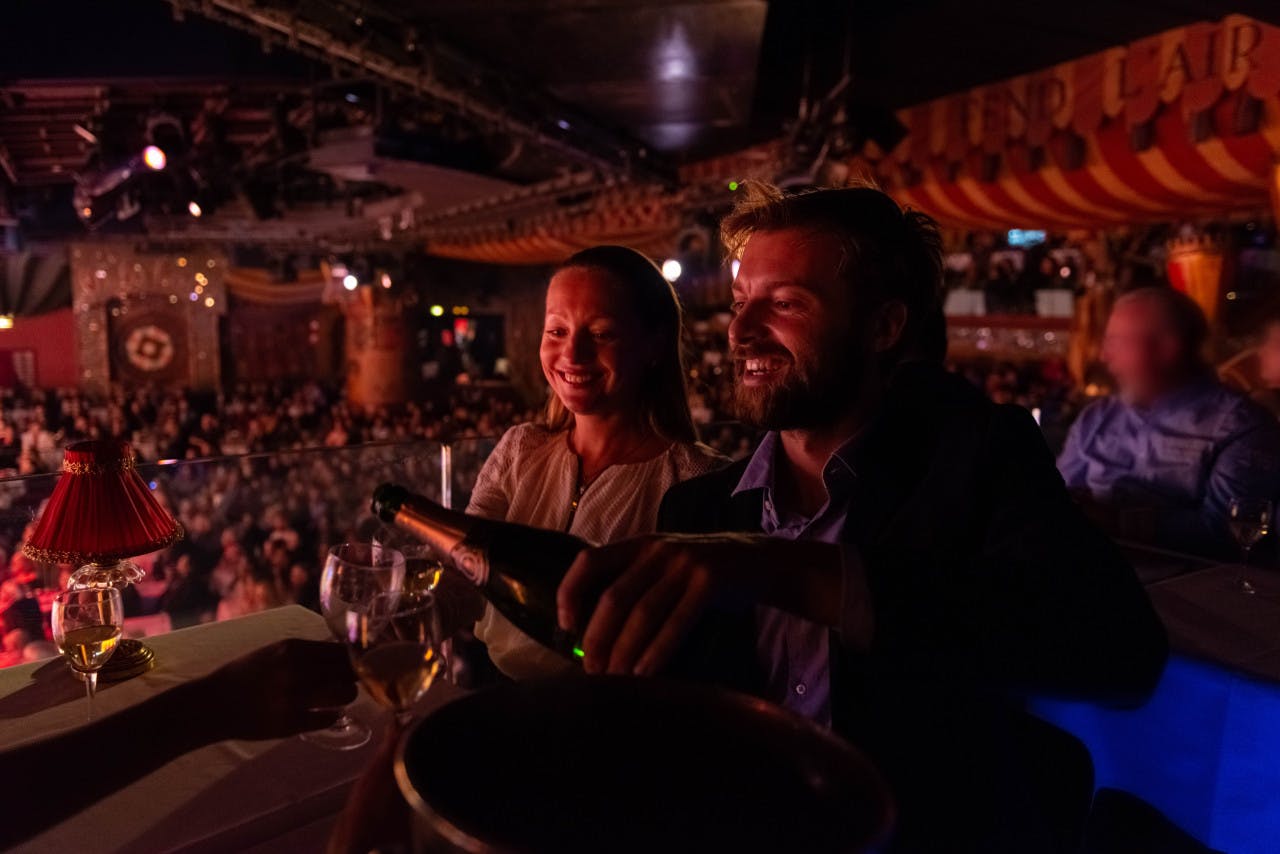 Moulin Rouge Cabaret Show with Drop-off Service and Dinner Location