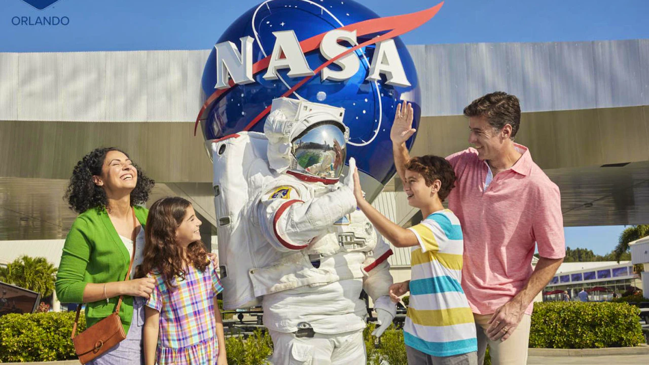 Kennedy Space Center Florida + I Ride Trolley Orlando