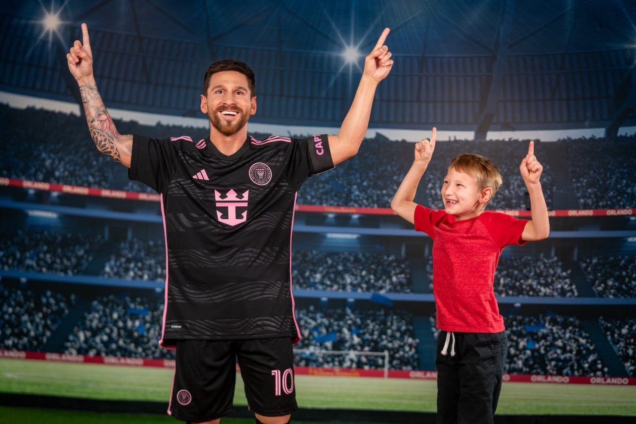 Madame Tussauds Orlando Tickets + The Orlando Eye Location