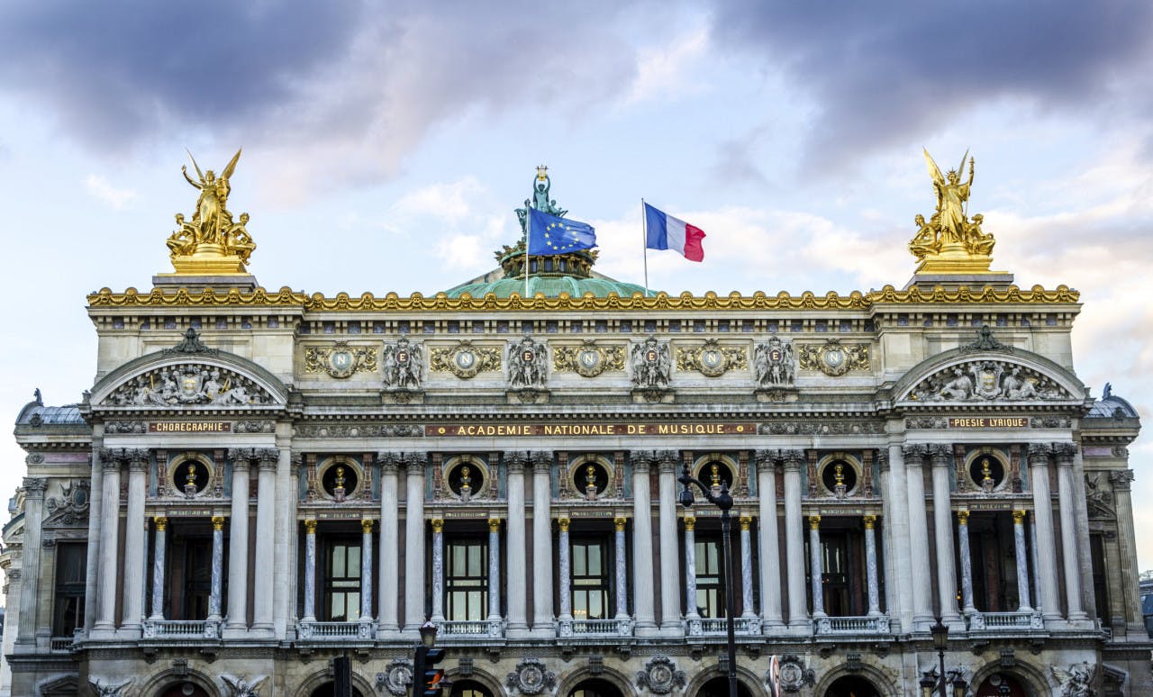 Paris Panoramic Bus Tour and Seine River Cruise Discount