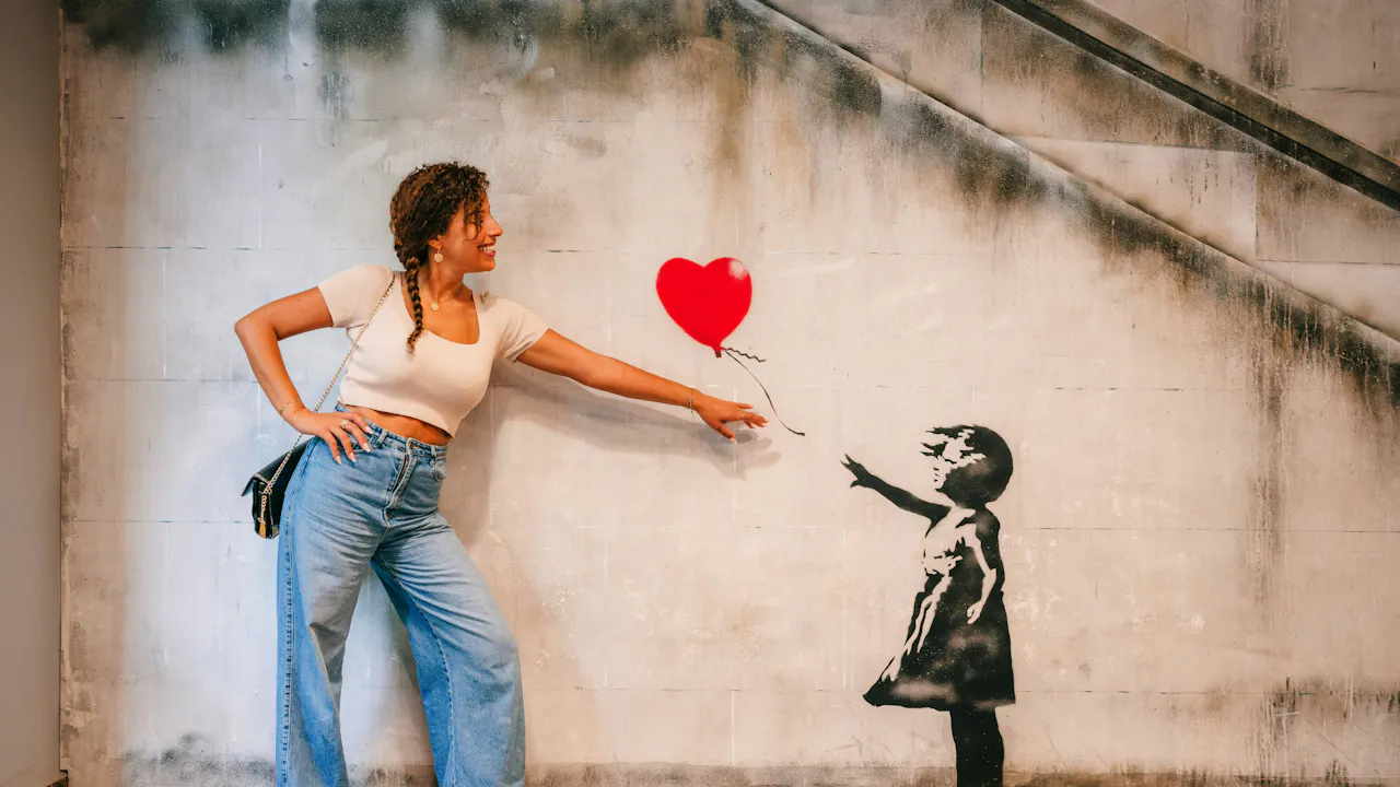 The World of Banksy: Exhibition Paris Thrillark