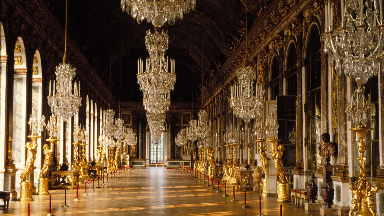 Palace of Versailles Audio-Guided Tour with Round Trip Transfers from Paris Category