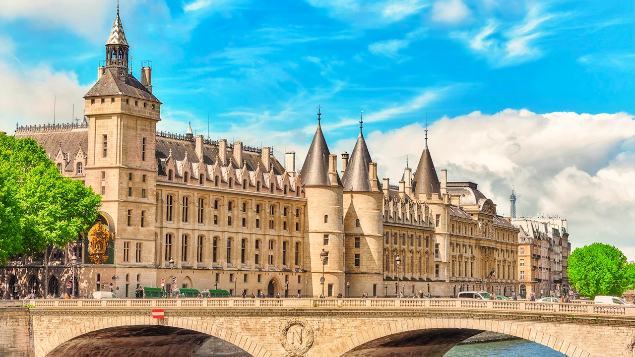 Conciergerie: Priority Entrance Ticket Location