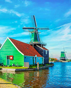 Zaanse Schans Windmill Village Tour with Transfers