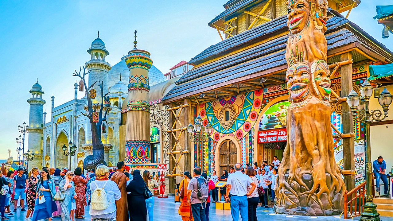 Dubai Aquarium + Global Village