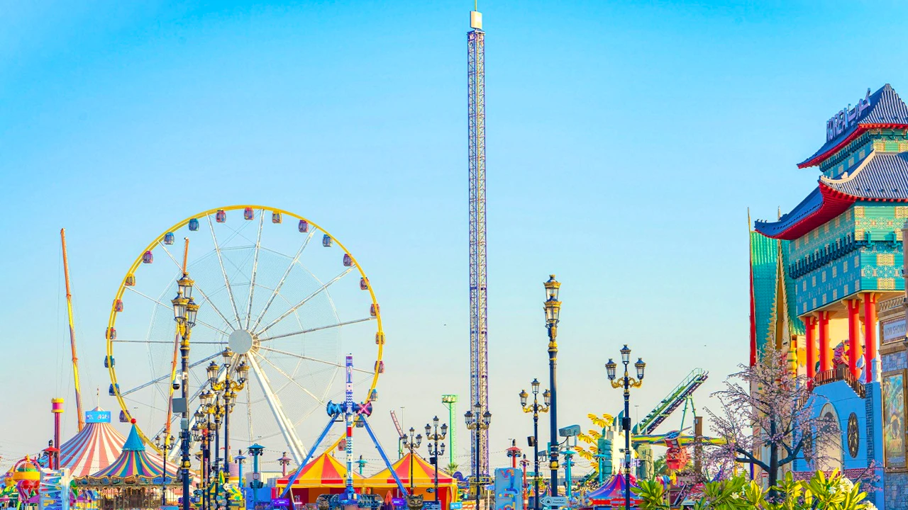 Dubai Aquarium + Global Village