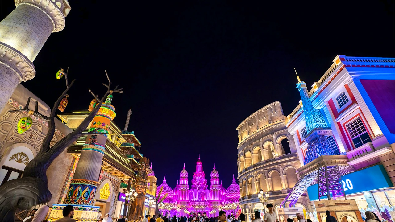 Dubai Safari Park + Global Village Ticket