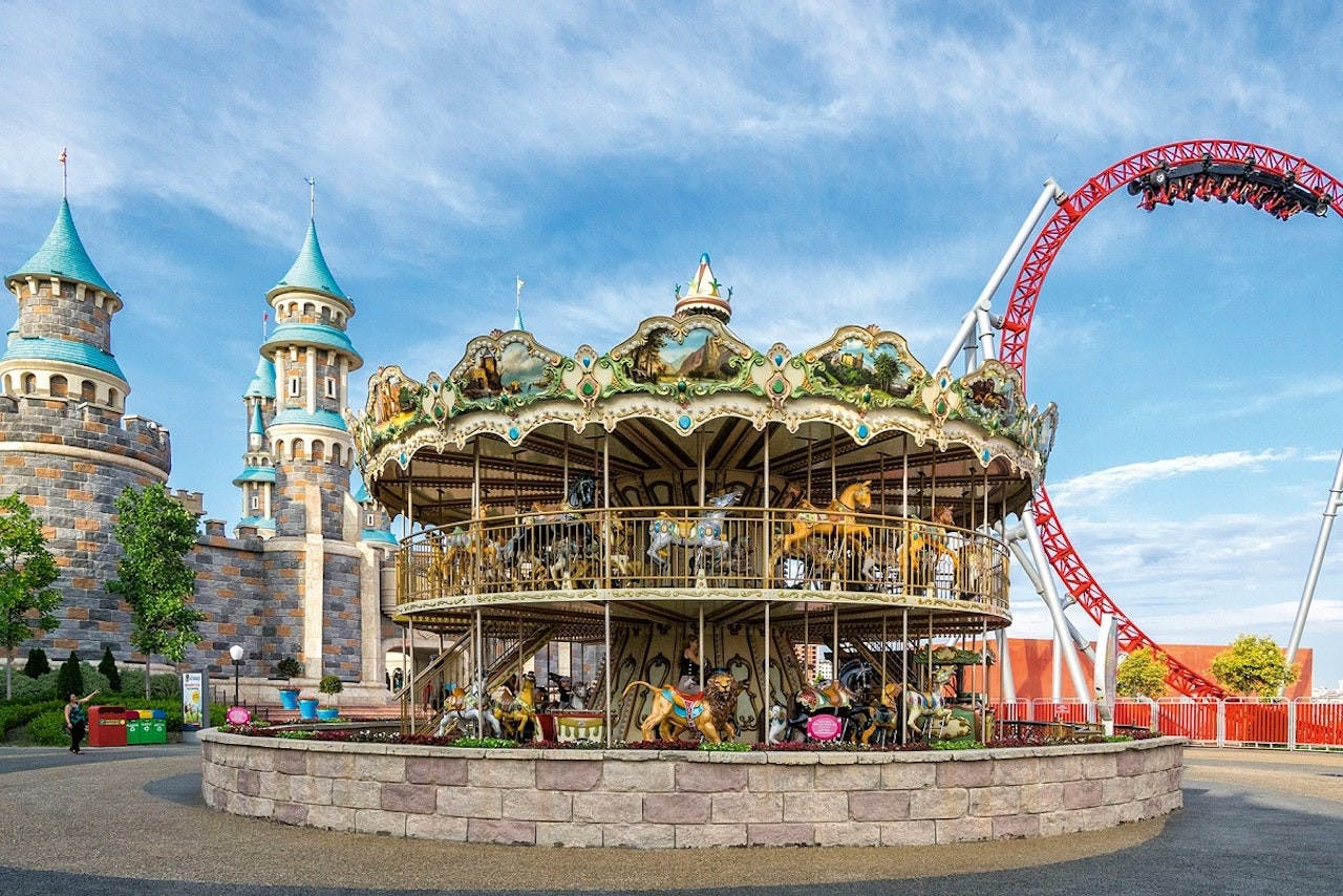 VIALAND Theme Park  Ticket