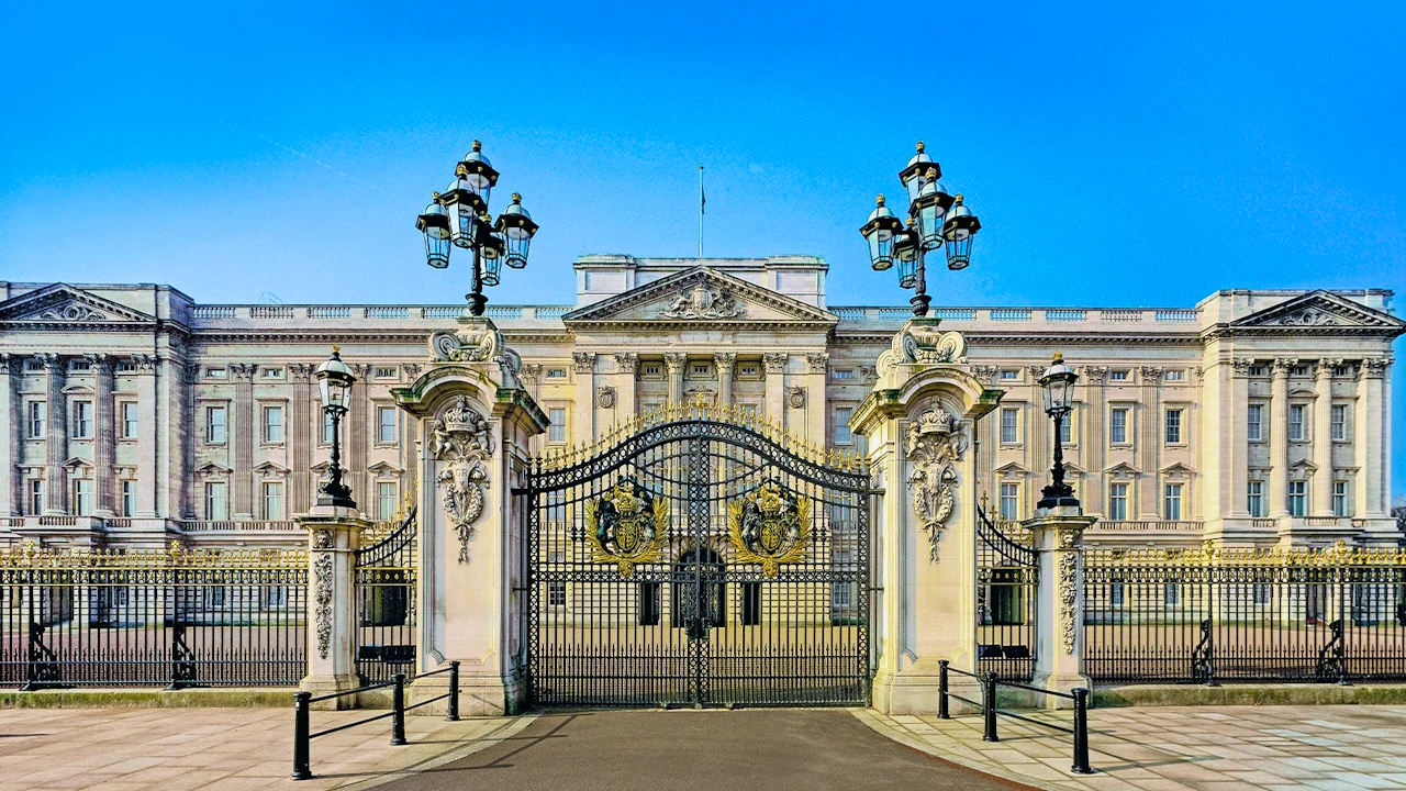 The Royal Mews at Buckingham Palace Ticket