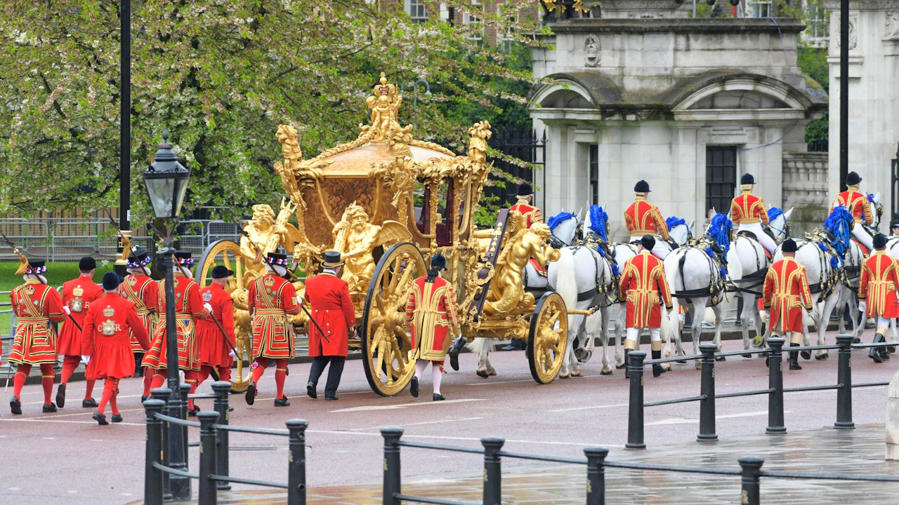 The Royal Mews at Buckingham Palace Ticket Review