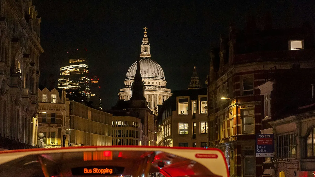 London Hop-on Hop-off Bus Tour Ticket