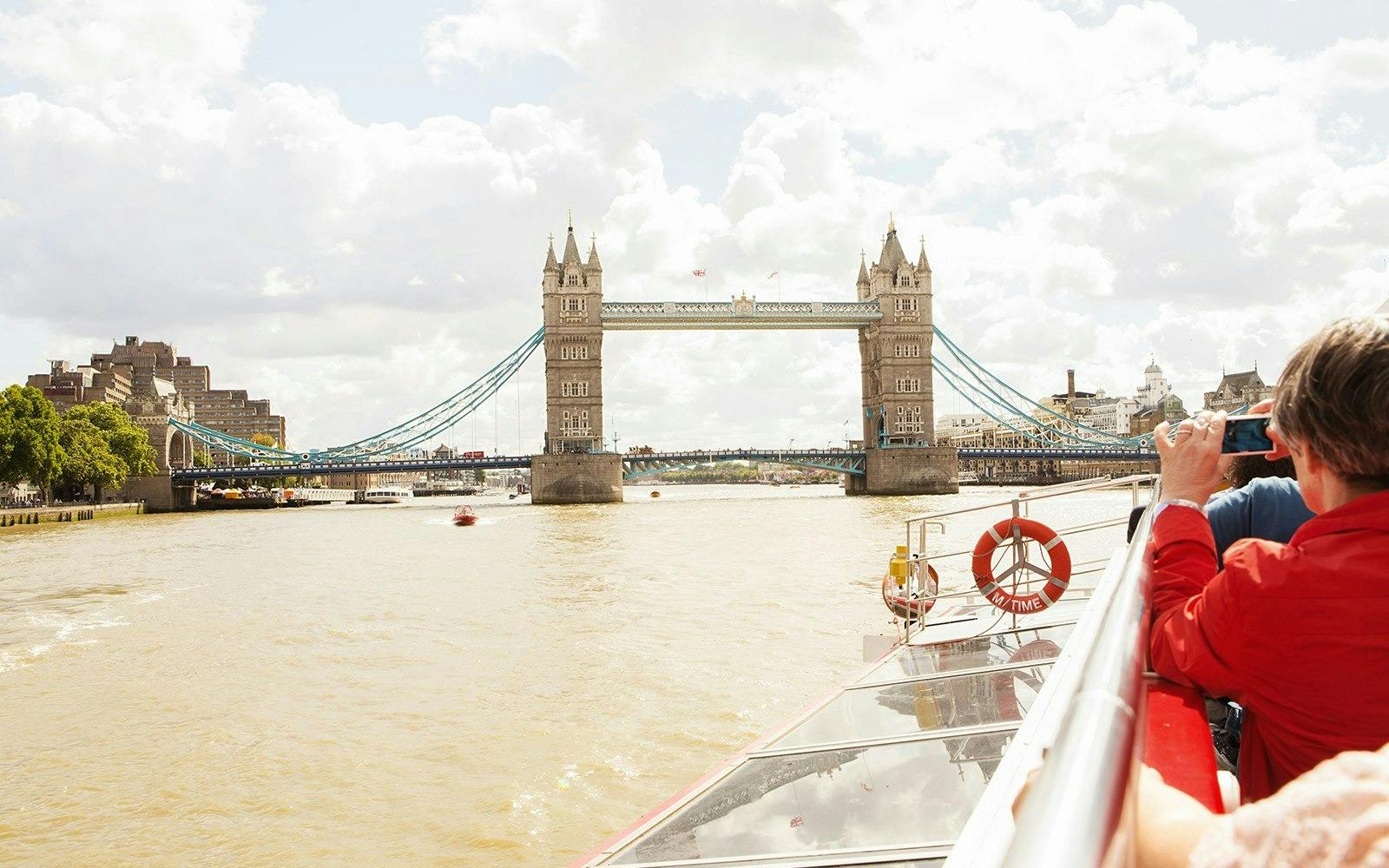 London Hop-on Hop-off Bus Tour Ticket 