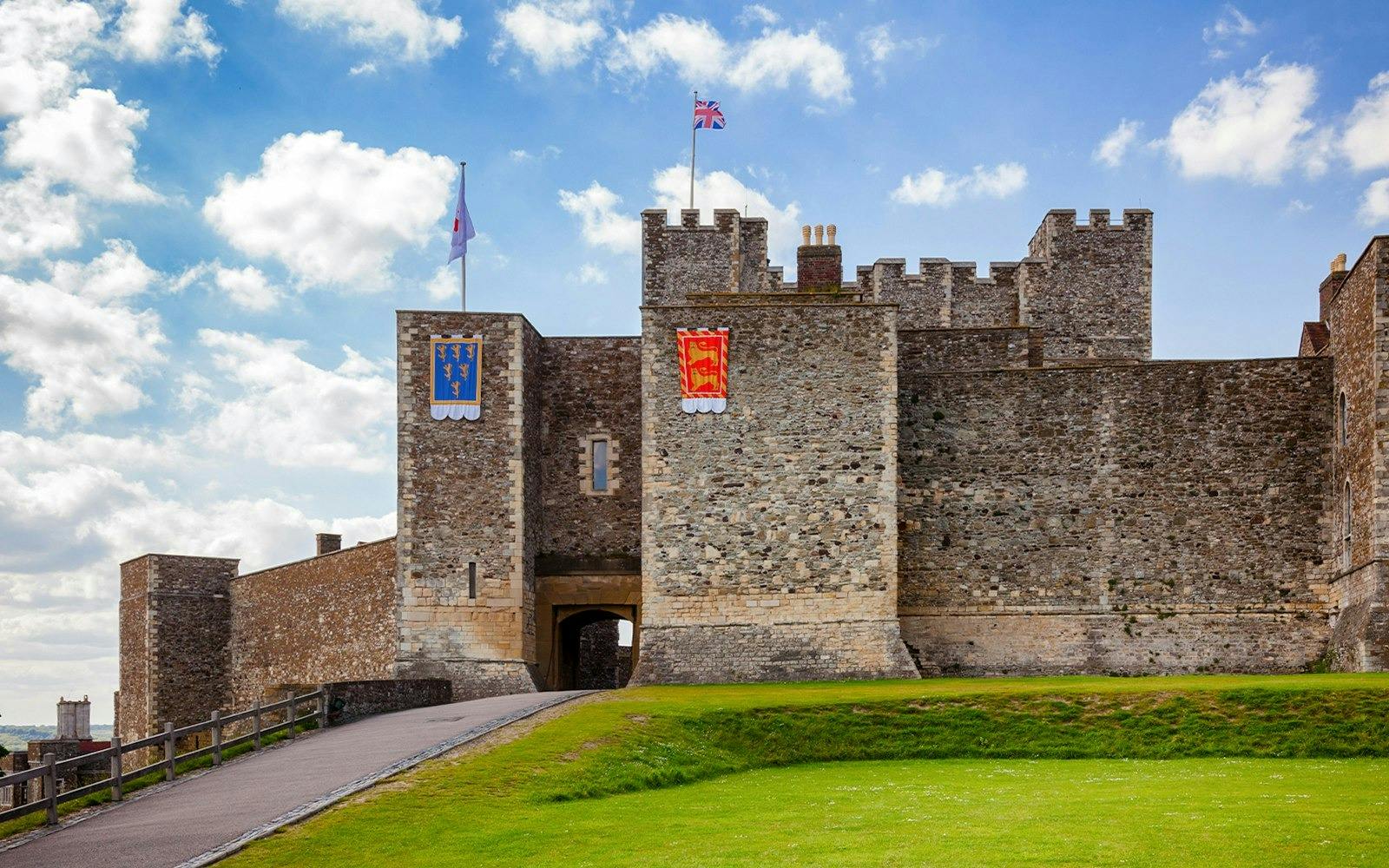 Leeds Castle, Canterbury, Dover & Greenwich Tour  