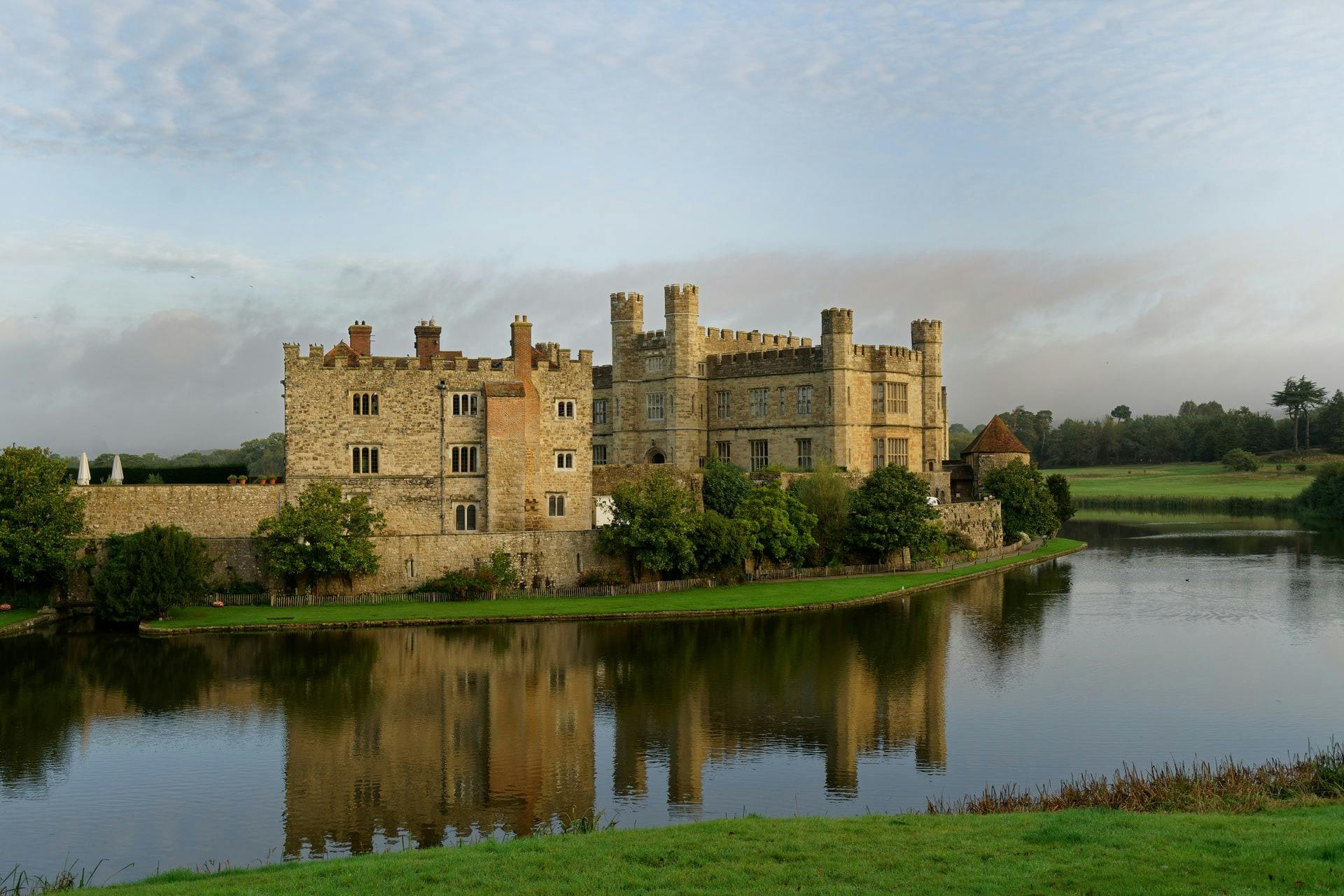 Leeds Castle, Canterbury, Dover & Greenwich Tour  Ticket