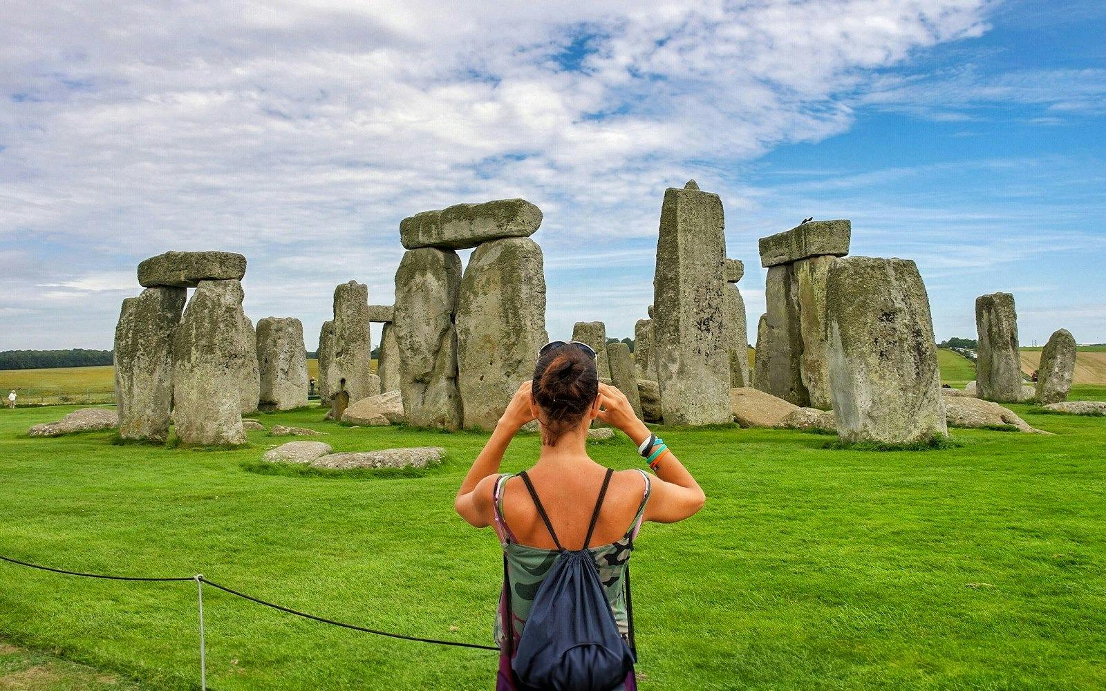 Stonehenge and Roman Baths Tour  Category