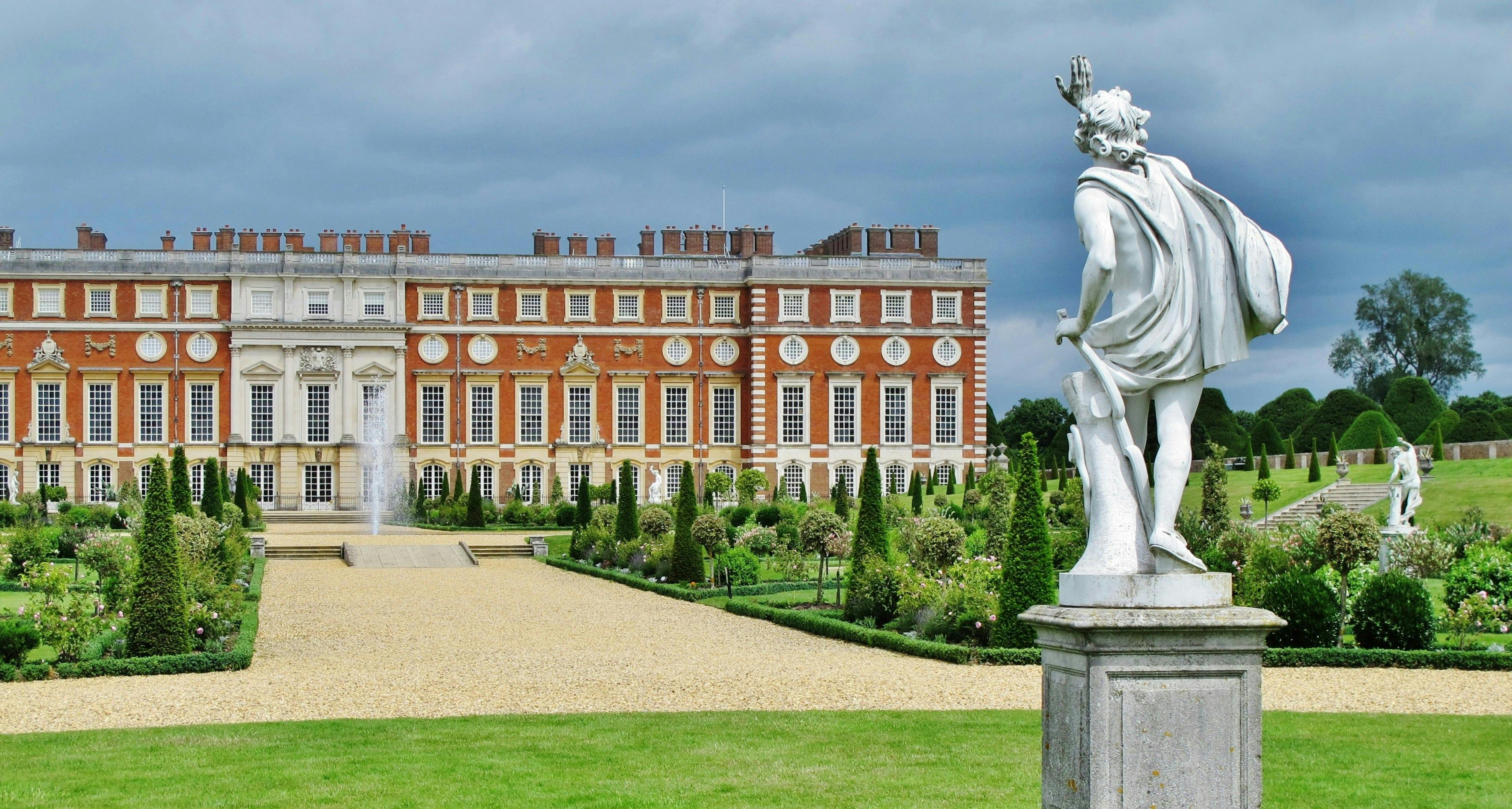 Hampton Court , Windsor Castle & London Sightseeing Tour Category
