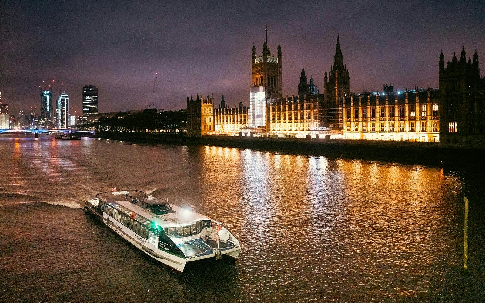 London Dinner Cruise on the River Thames 