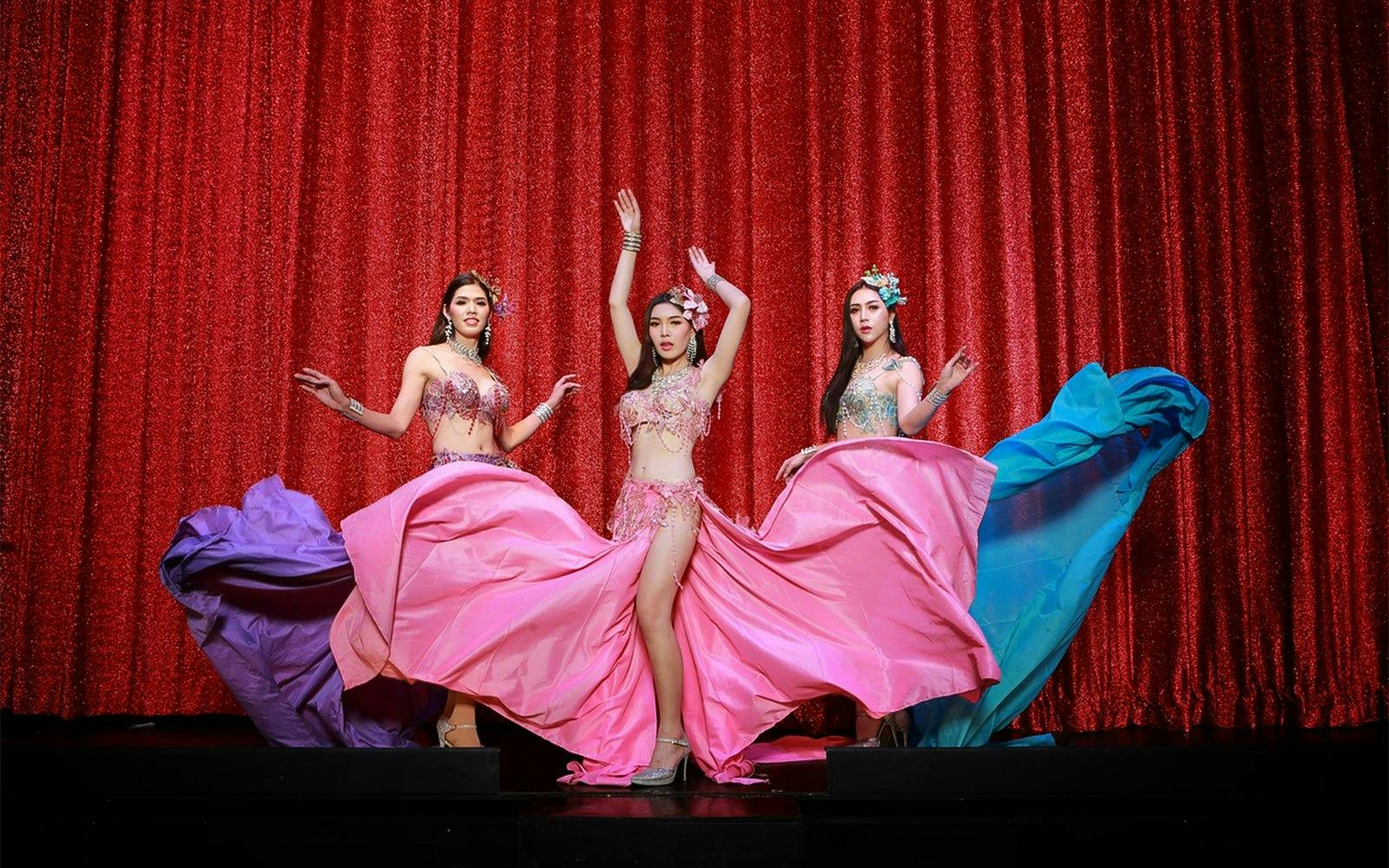 Miracle Cabaret Show with Shared Transfer 
