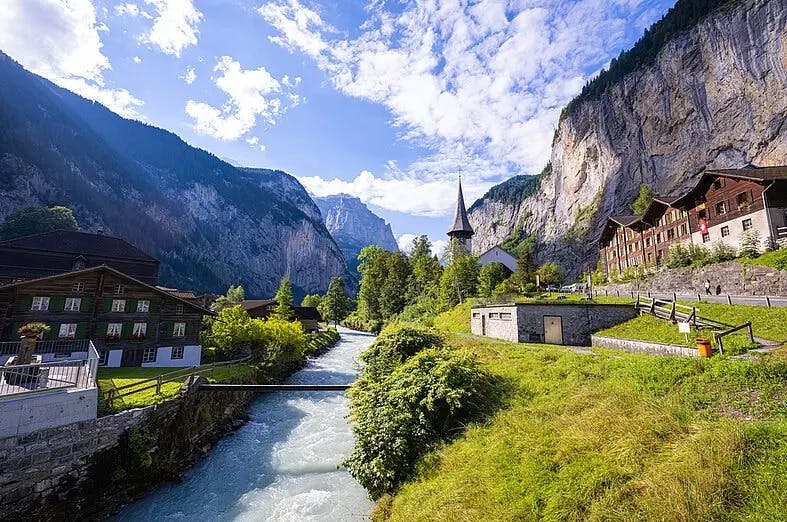 Grindelwald, Interlaken & Lauterbrunnen Tour Category
