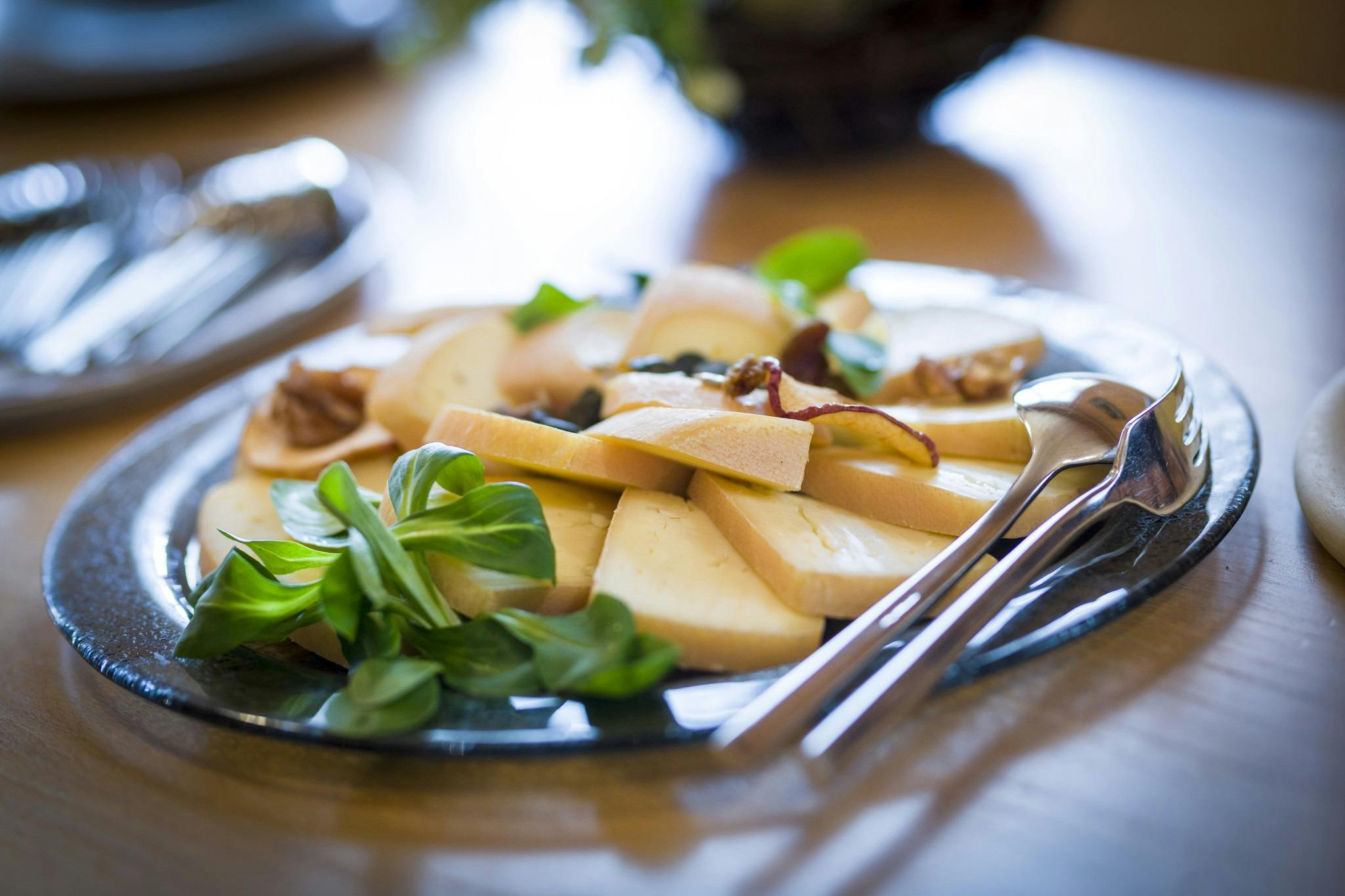 Zurich: Appenzell Tour with Cheese & Chocolate Tasting Thrillark