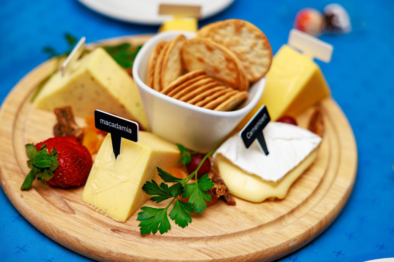 Cairns: Australian Outback Food and Wine Tasting Tour & Northern Beaches Category