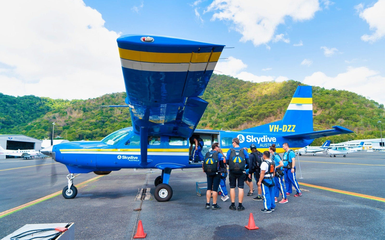 Cairns Tandem Skydiving Ticket 
