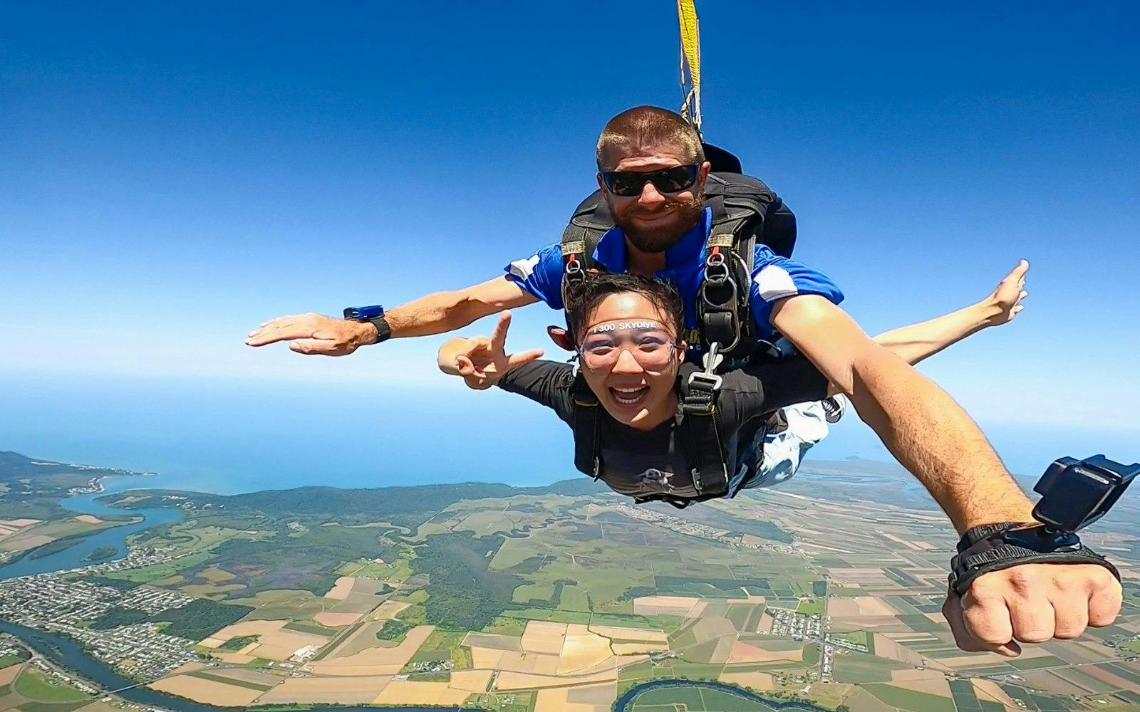Cairns Tandem Skydiving Ticket Thrillark
