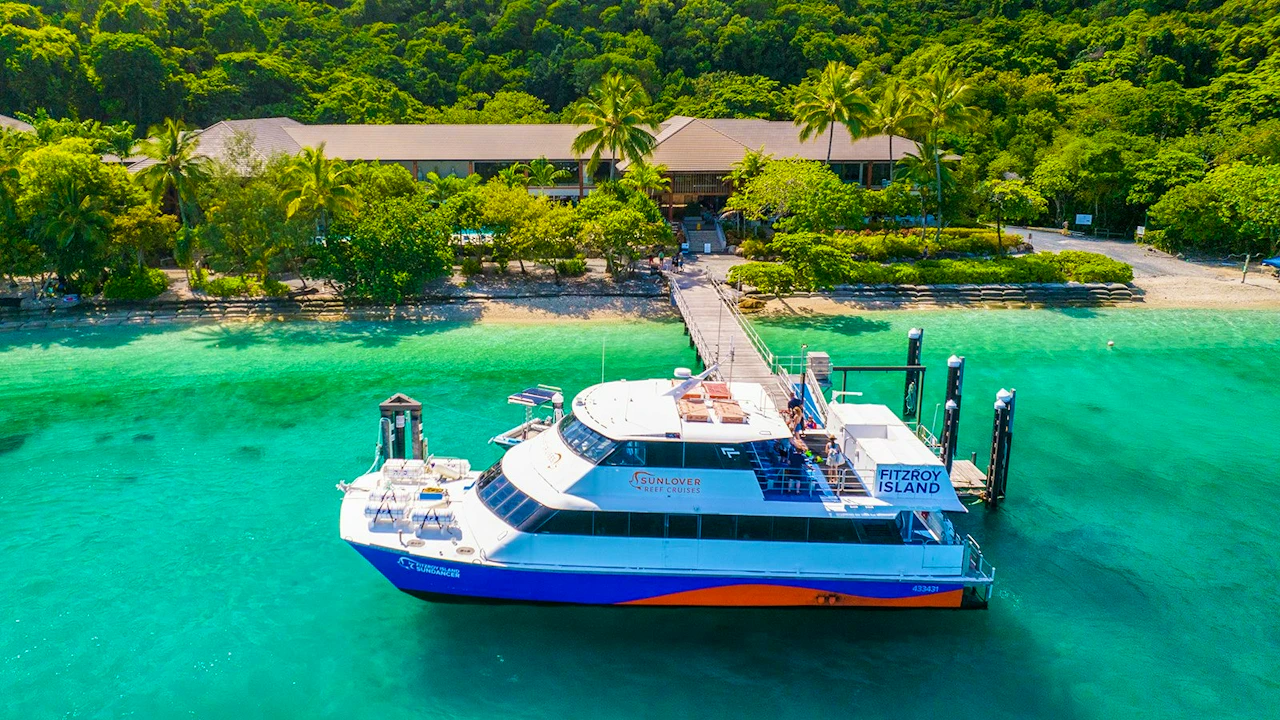 Reef Magic Pontoon Tour from Cairns