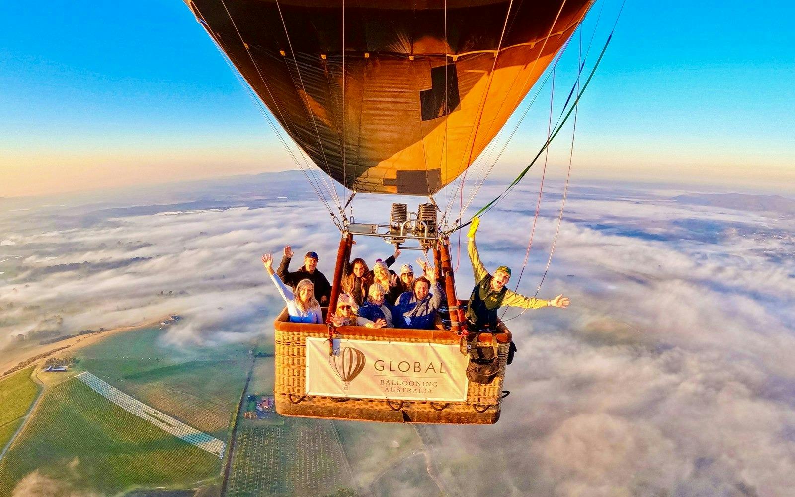 Cairns Sunrise Hot Air Balloon Flight with Sparkling Wine + Transfer Ticket
