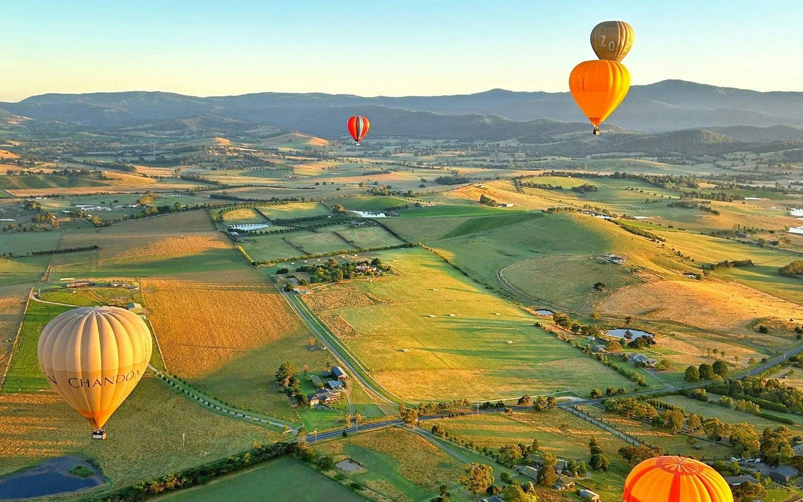 Cairns Sunrise Hot Air Balloon Flight with Sparkling Wine + Transfer Location