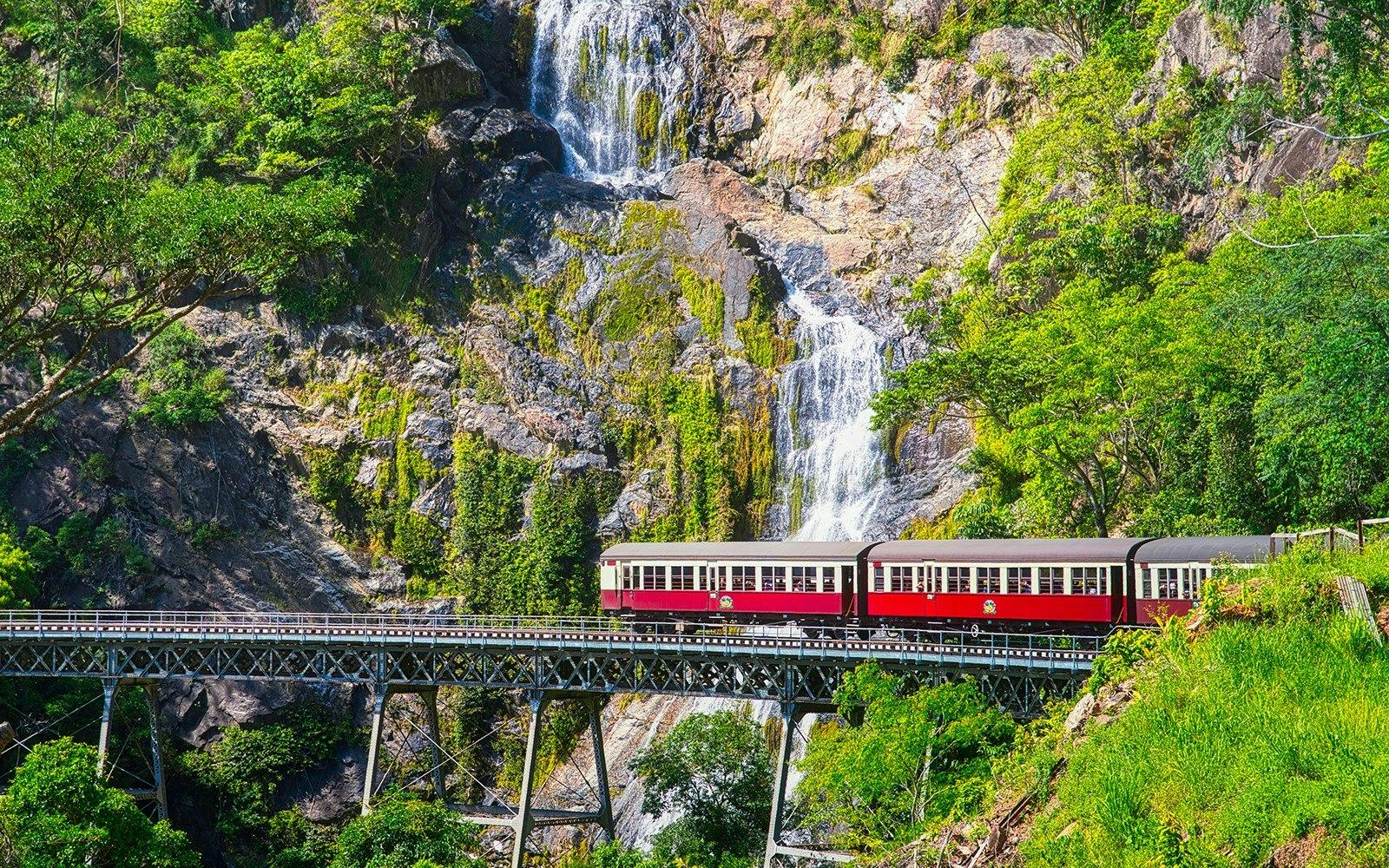 Kuranda Tour with Skyrail Cableway, Scenic Railway and Rainforestation 