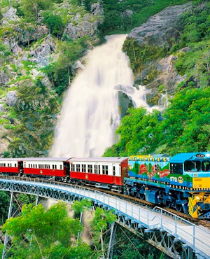 Kuranda Tour with Skyrail Rainforest Cableway & Scenic Railway