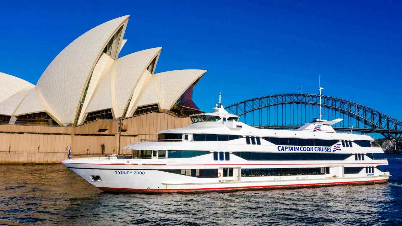 Sydney Harbour Dinner Cruise by Captain Cook Thrillark