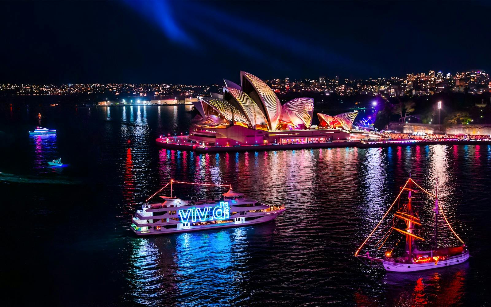 Sydney Harbour Dinner Cruise by Captain Cook 