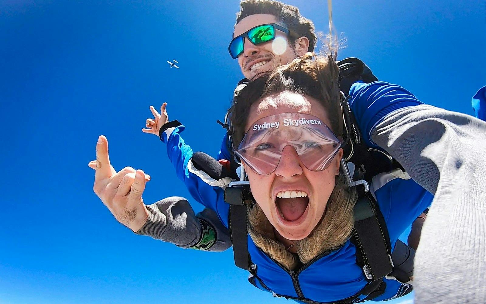 Sydney:Tandem Skydiving at Wollongong Location