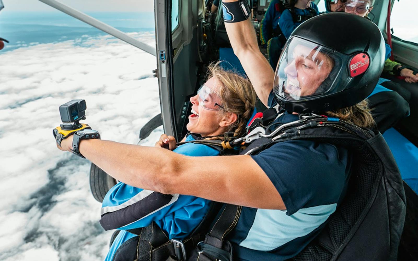 Sydney: Tandem Skydiving at Newcastle Discount