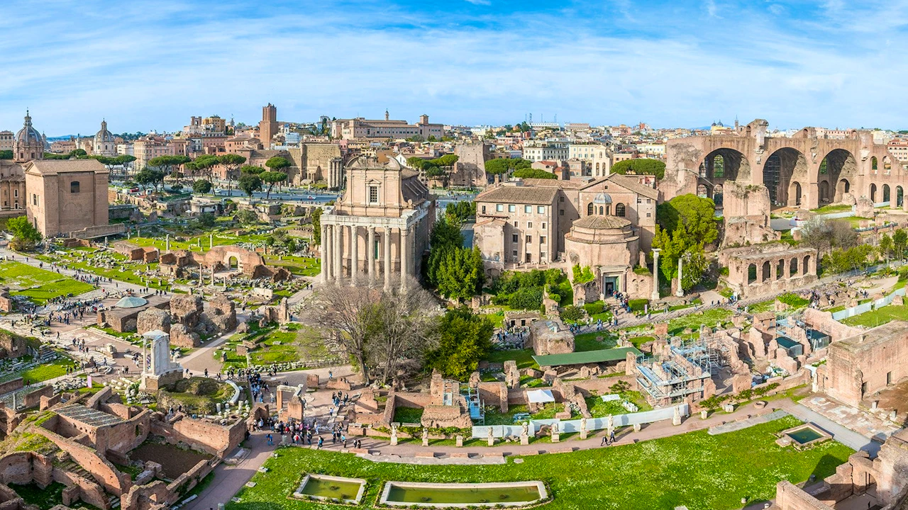 Roman Forum and Palatine Hill with Multimedia Video Review