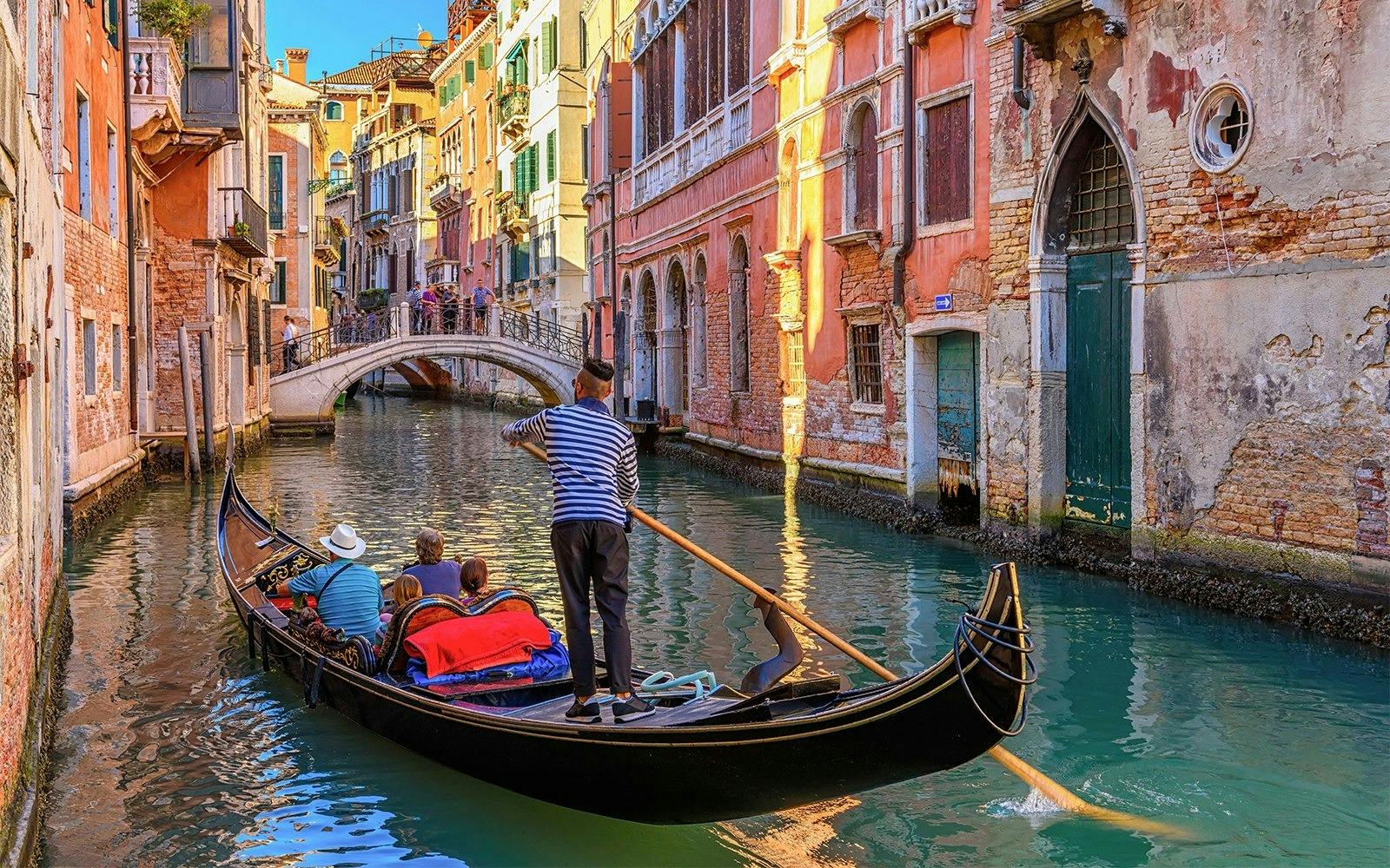 Venice Gondola Ride Ticket Thrillark